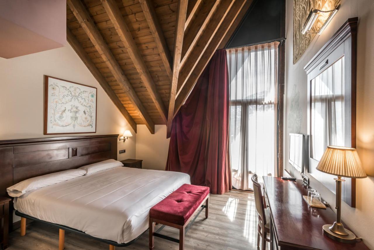 Superior Single Room,1553454172:JPEG
